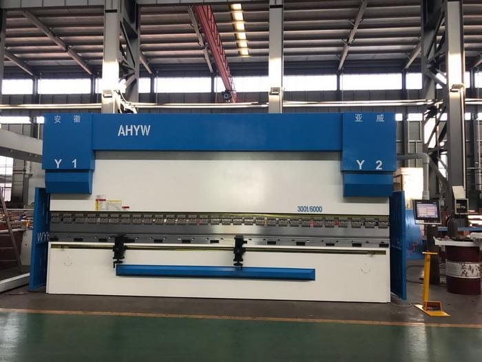AHYW Yawei 5 Axis 300T6M CNC Press brake China suppliers DELEM DA58T