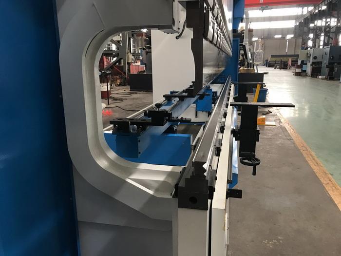 AHYW Yawei Amada 2v fljótur eltingarhluti DELM DA58T CNC 300T6M ýtahemla
