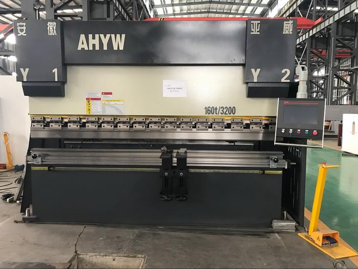 AHYW Yawei 6 Axis CNC Synchro Pressbrake 3M