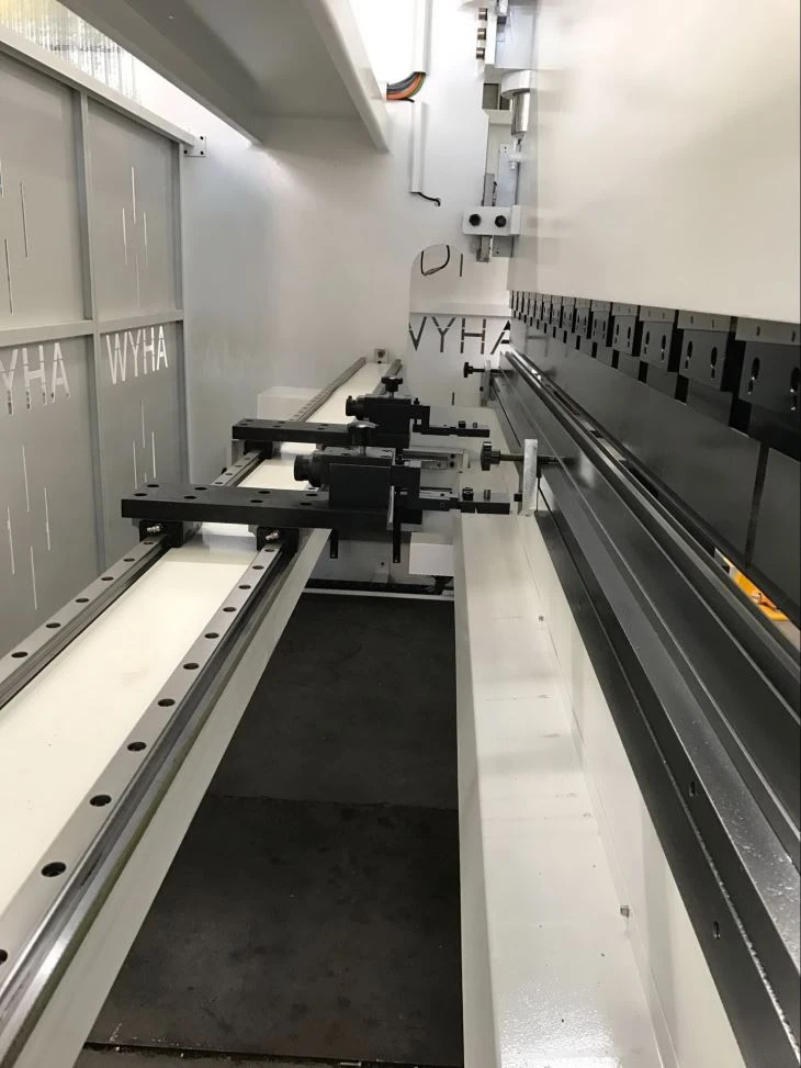Yawei cnc pressbrakes x&r axis auo back aguges